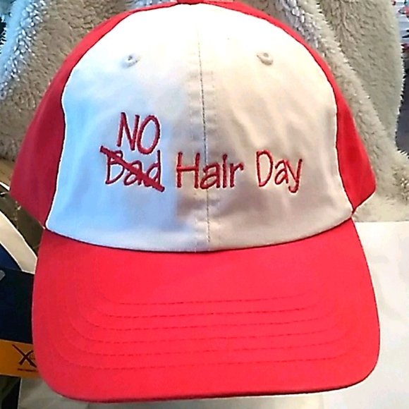 00 Other - New no hair day hat